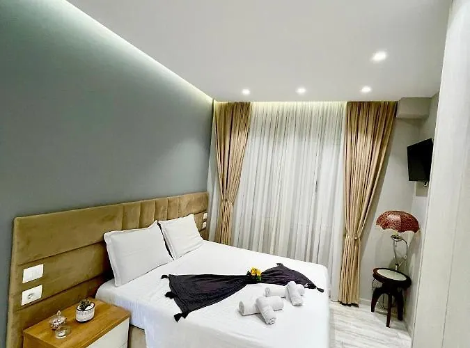Penzion Alb Studio Apartments - Easy Access To City Center 3*